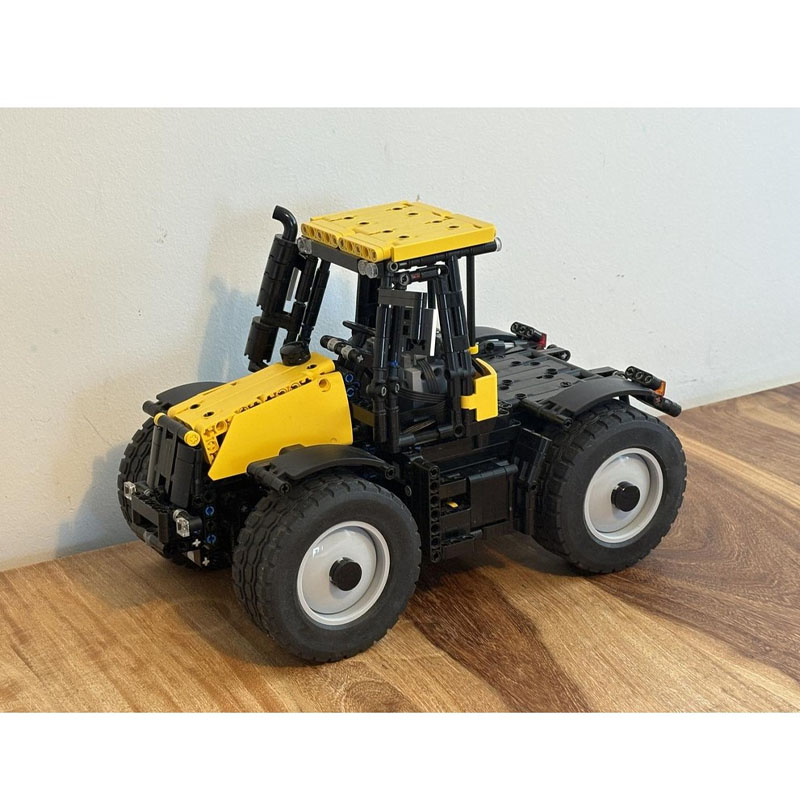 Urban Farming Building - MOC-254775 Urban Farm Agriculture Gelb-Schwarzer Traktor-Bausteinmodell,